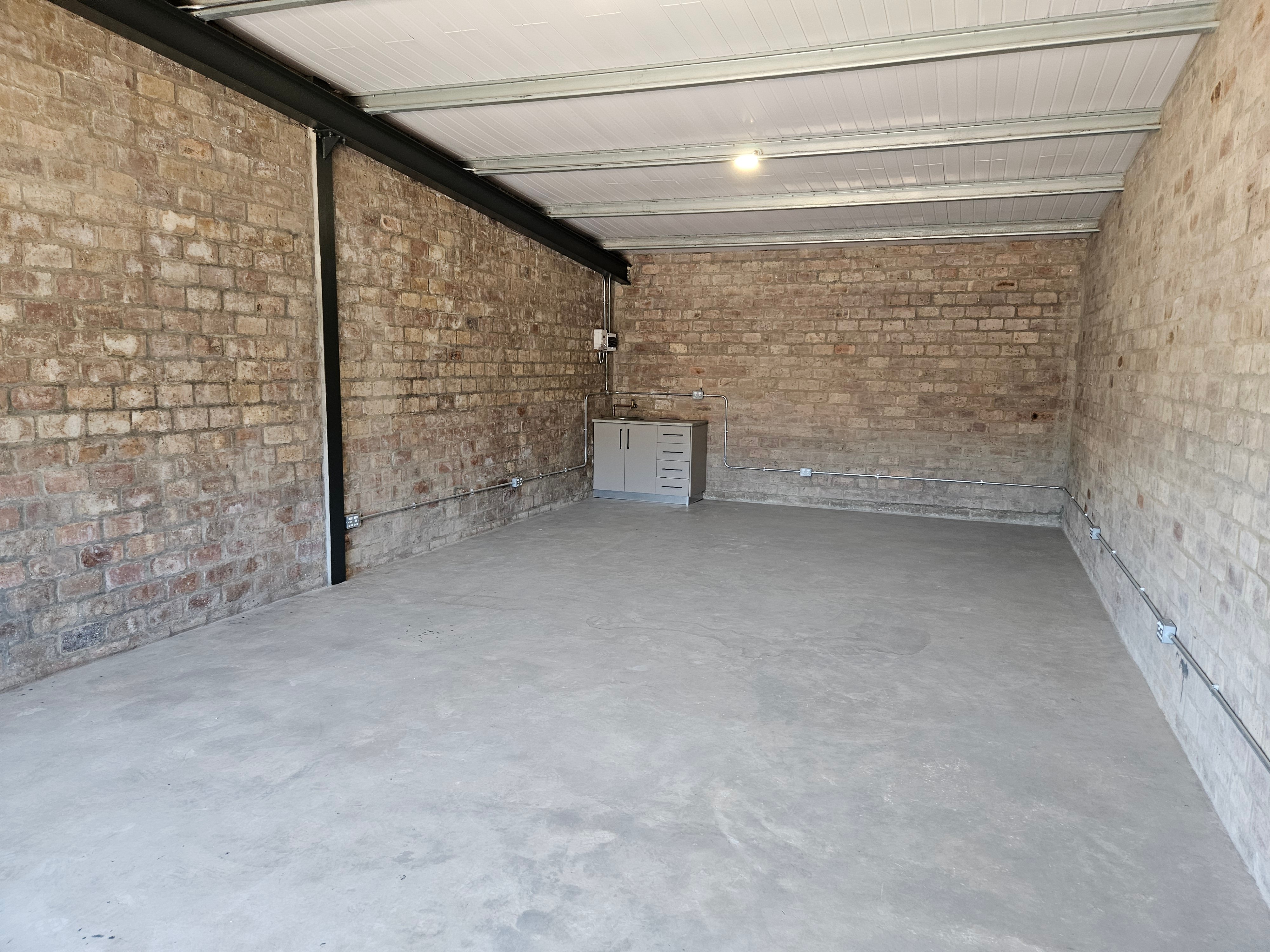 Gallery view of Unit 11 2 thumbnail