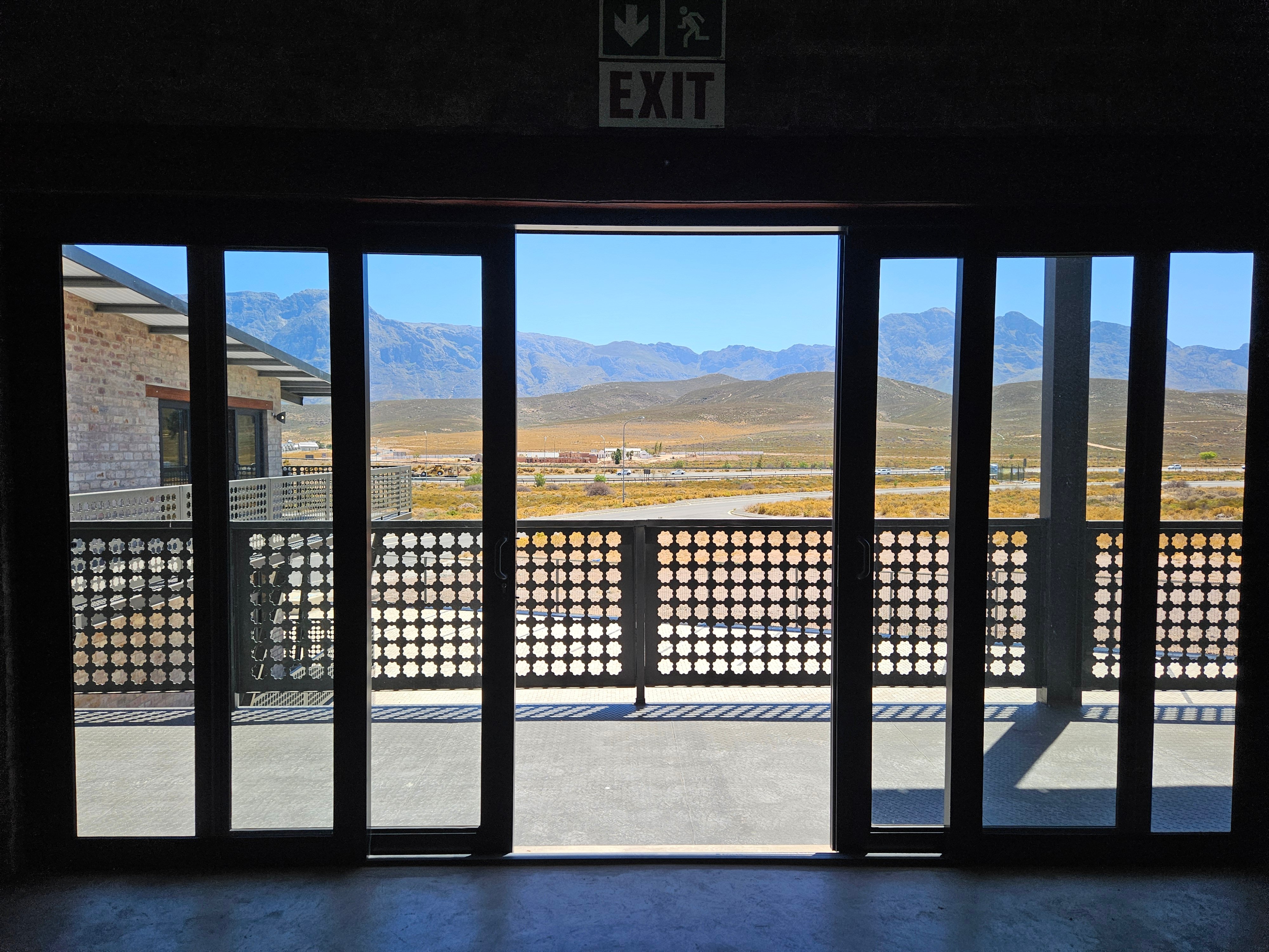 Gallery view of Unit 11 3 thumbnail