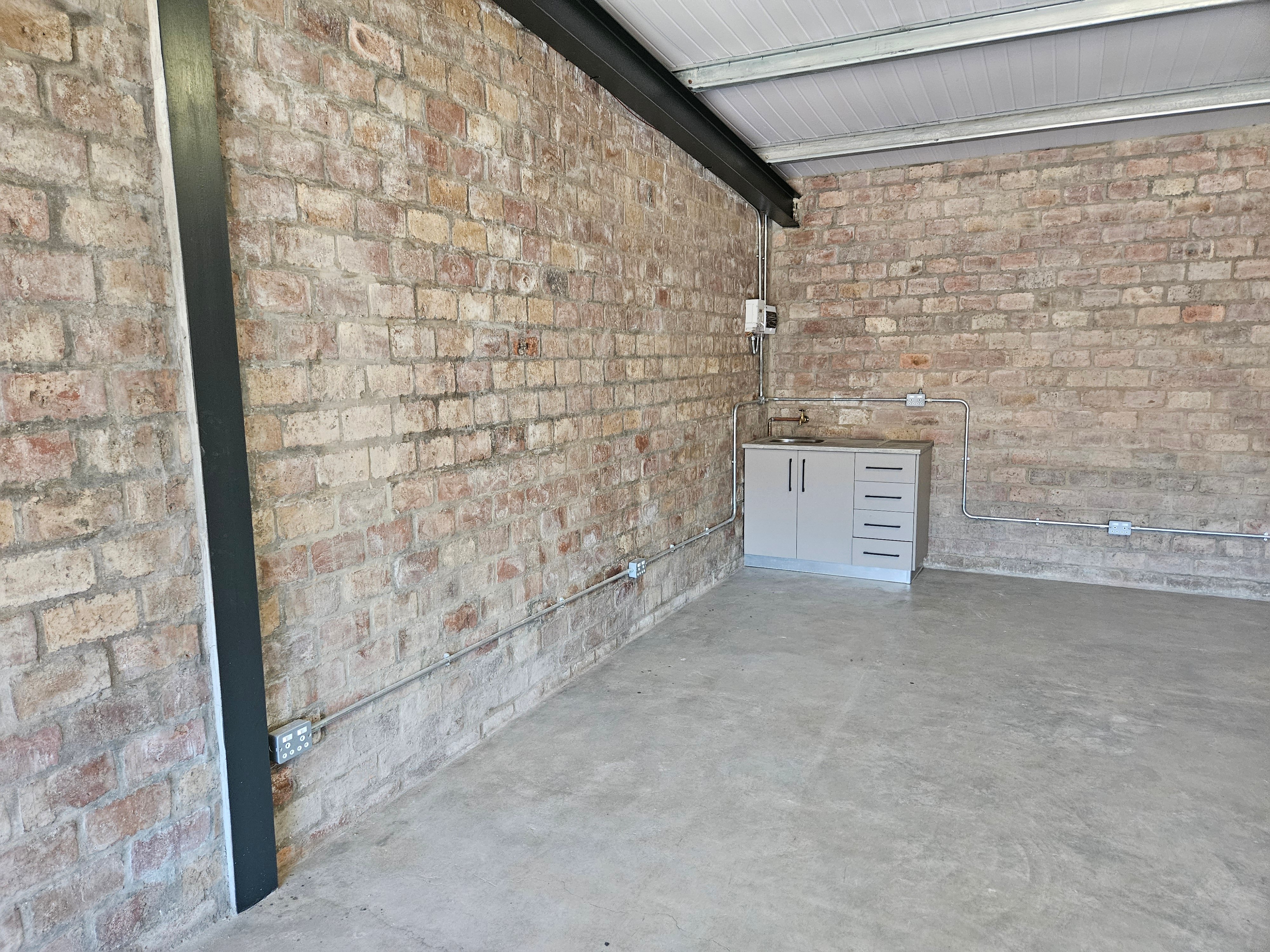 Gallery view of Unit 11 5 thumbnail
